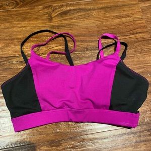 Sports bra